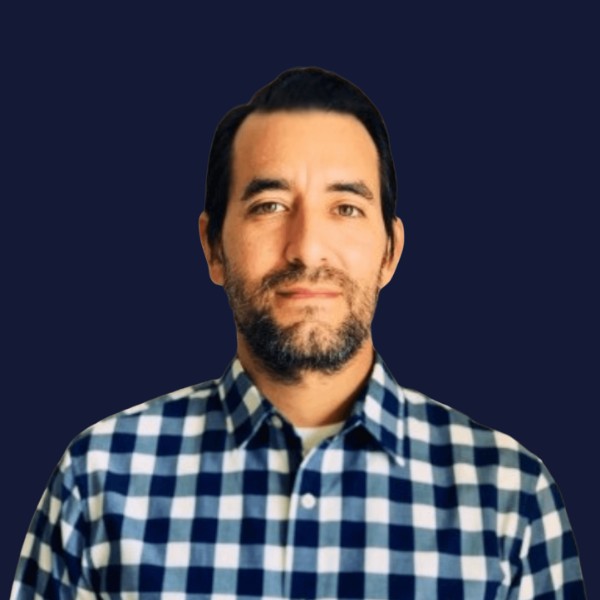 Roberto Fuentes
